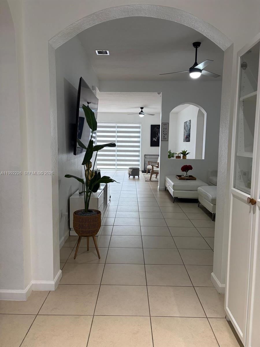 HEMINGWAY POINT - Residential