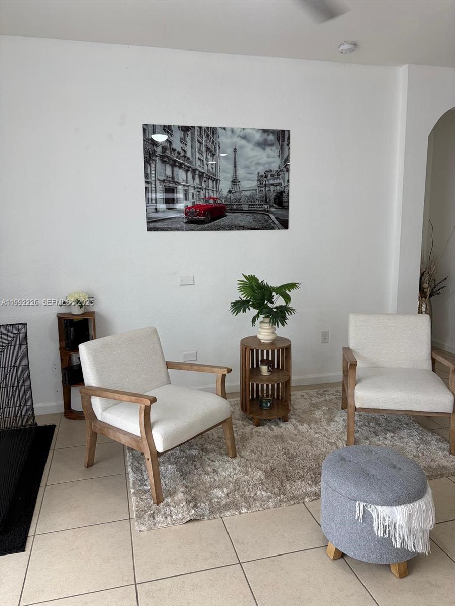 HEMINGWAY POINT - Residential