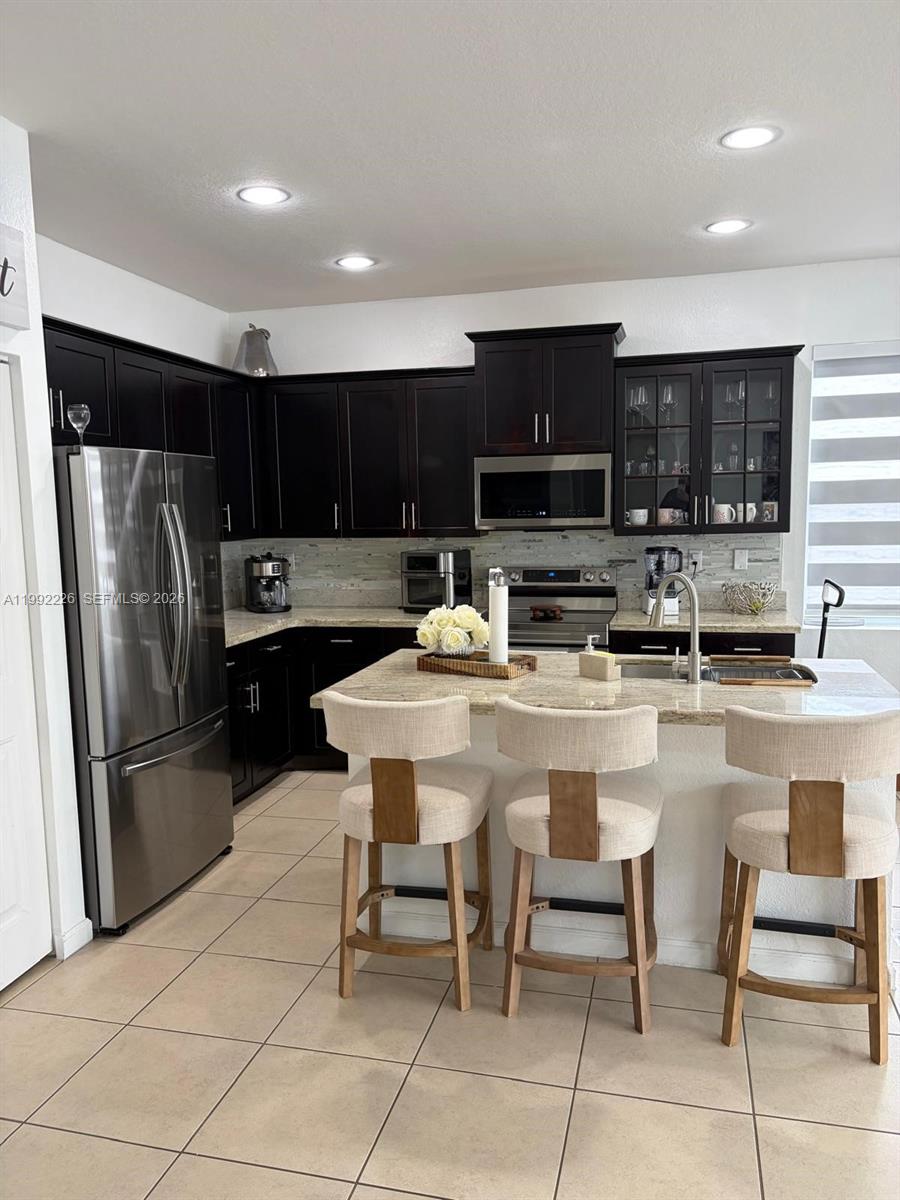 HEMINGWAY POINT - Residential