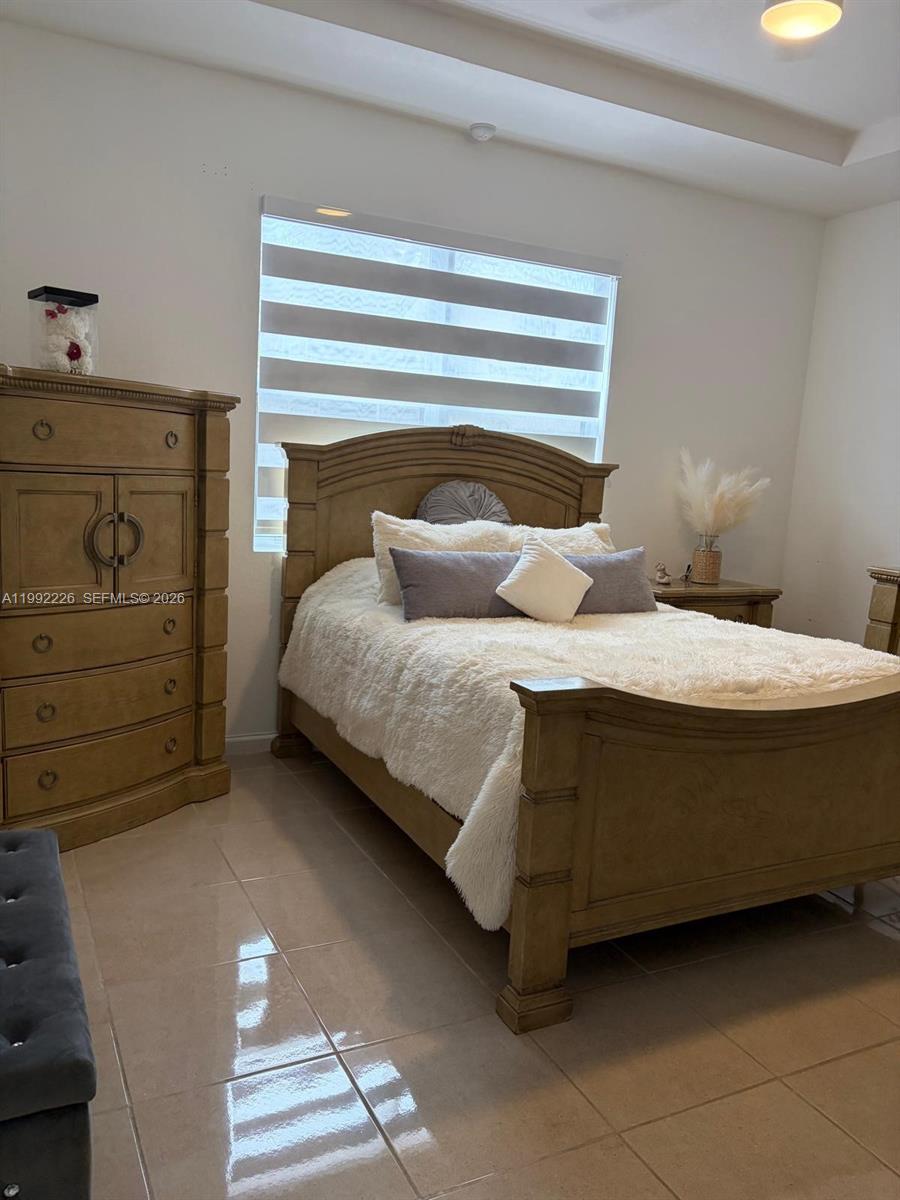 HEMINGWAY POINT - Residential