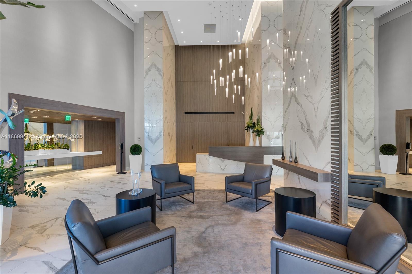 DIPLOMAT OCEANFRONT RESID - Residential