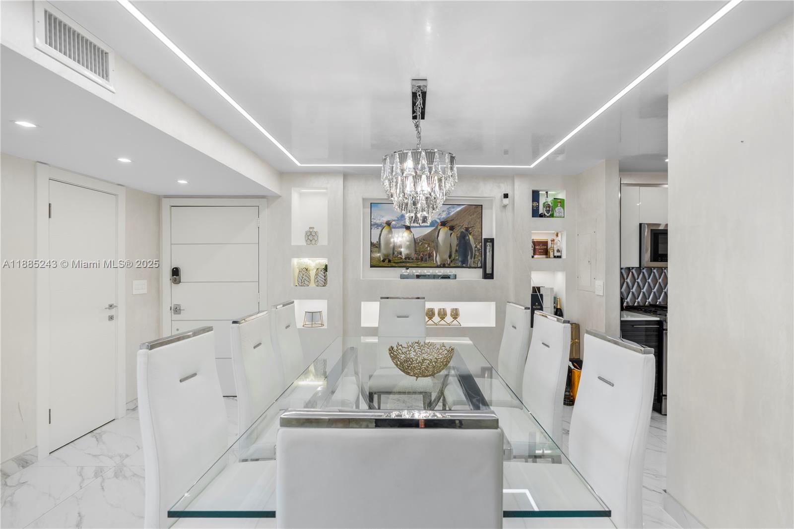 PARKER PLAZA CONDO ESTATE - Residential