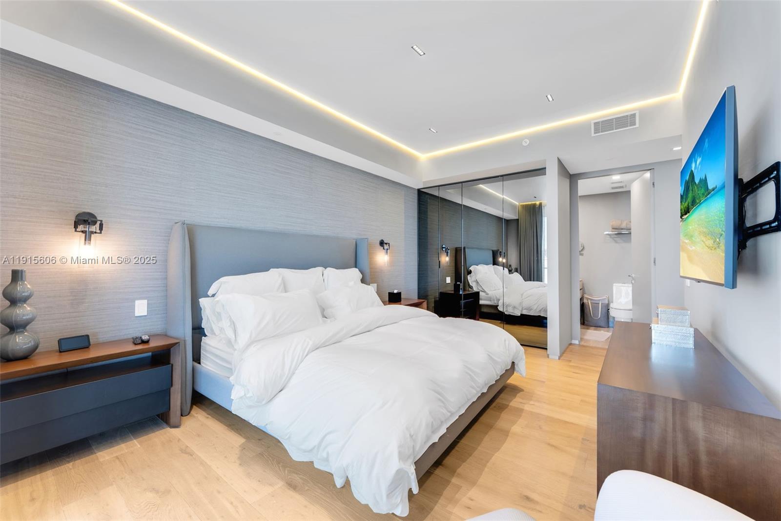 18975 COLLINS CONDO - Residential