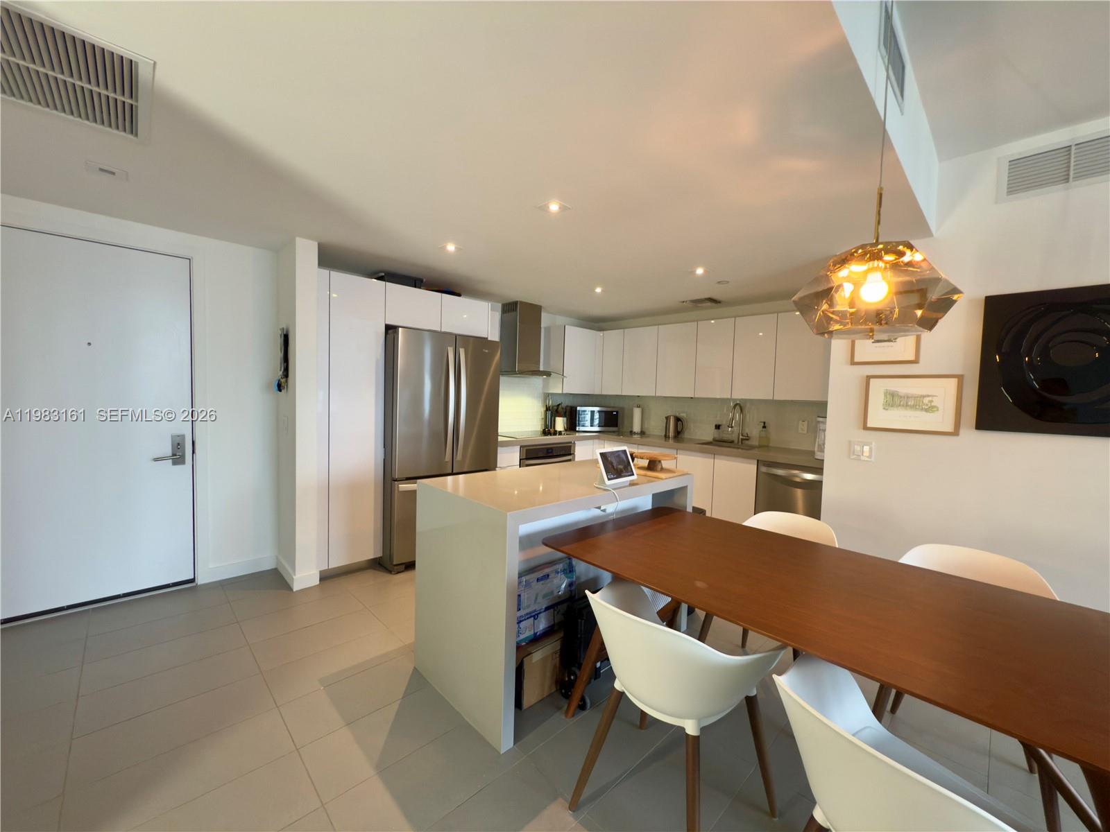 1600 NE 1st Ave 1407