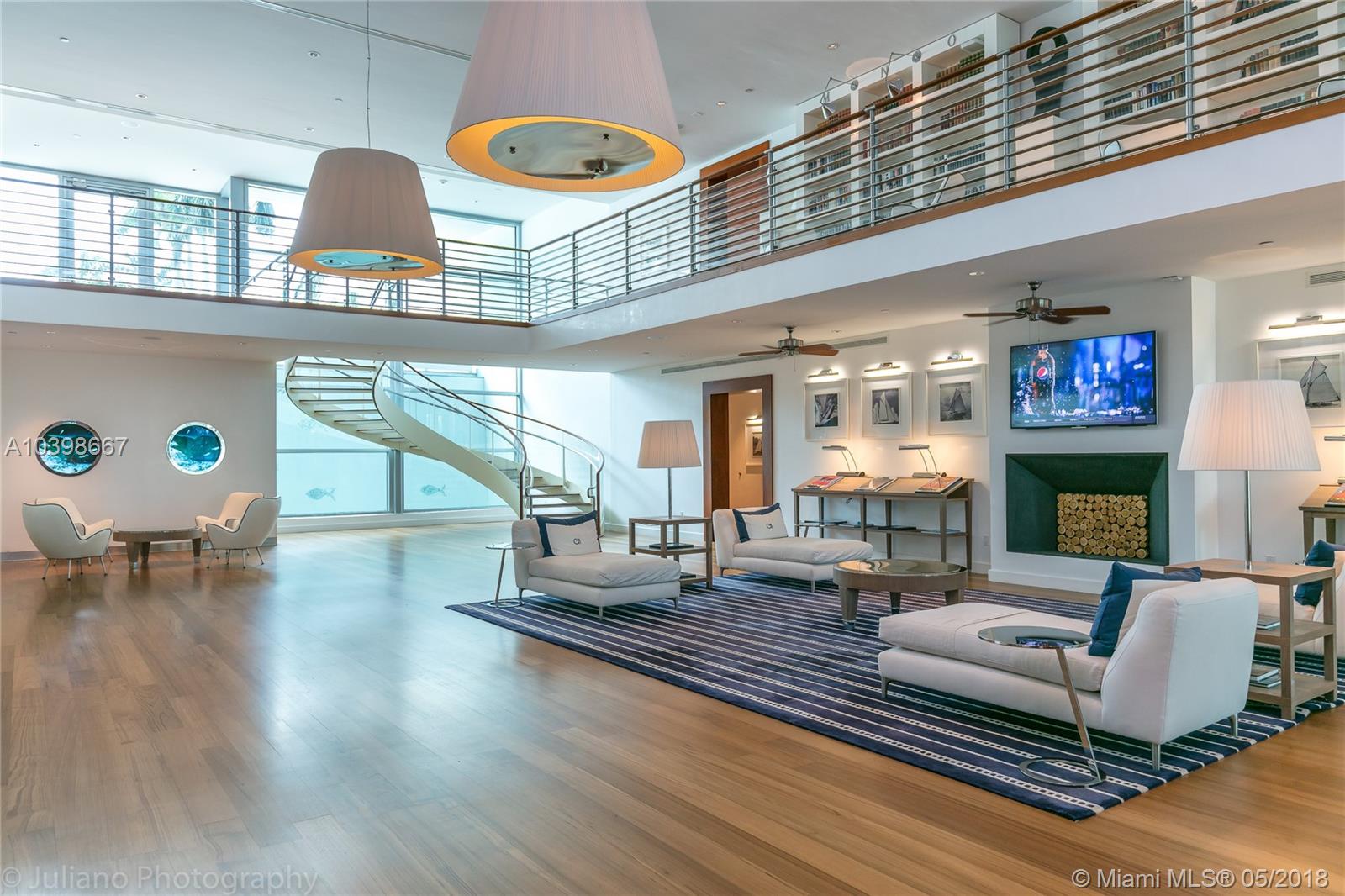 GROVENOR HOUSE CONDO - Residential Lease