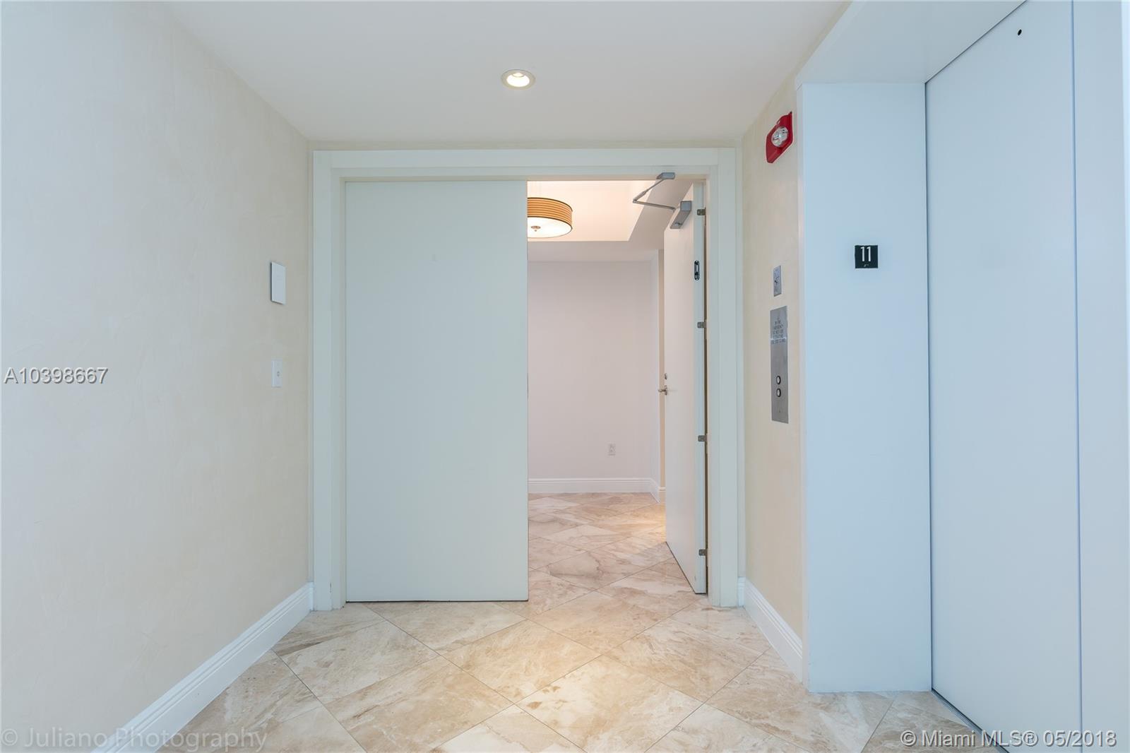 GROVENOR HOUSE CONDO - Residential Lease