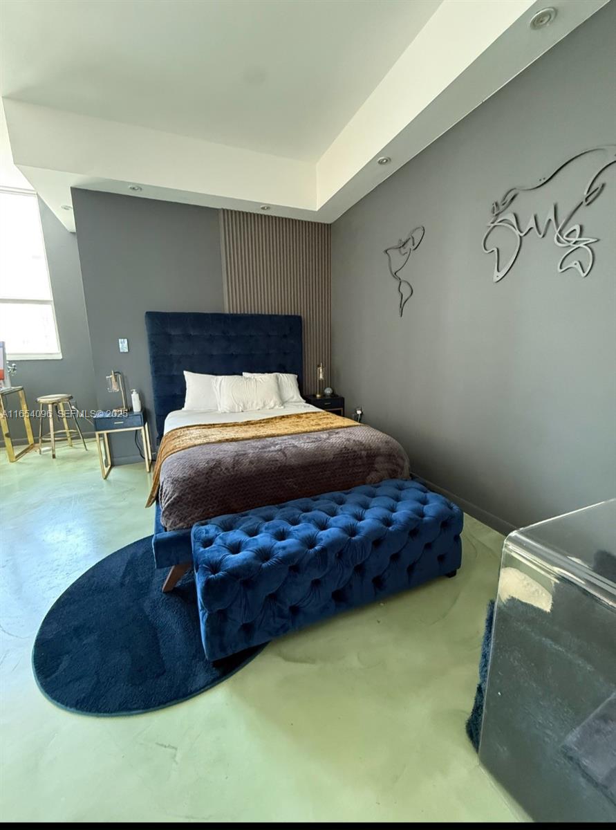 THE LOFT DOWNTOWN II COND - Residential