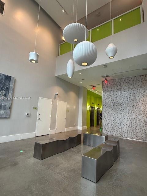 THE LOFT DOWNTOWN II COND - Residential