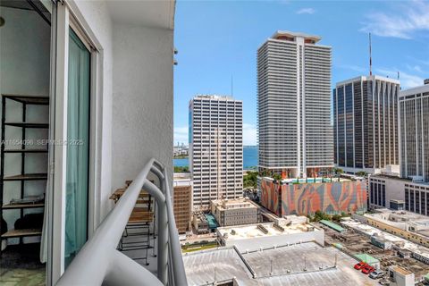 133 NE 2nd Ave 1808 Miami FL 33132