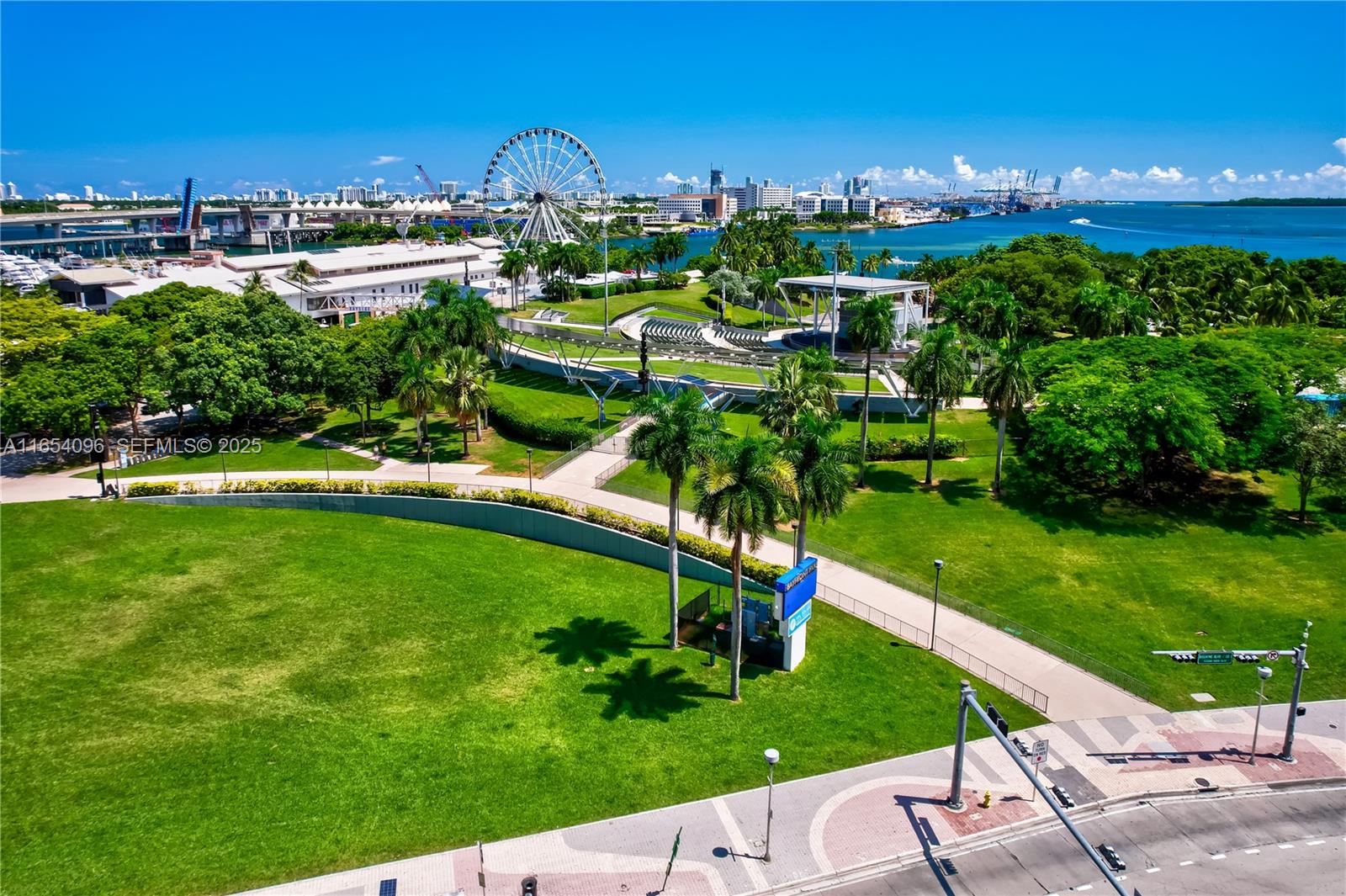 THE LOFT DOWNTOWN II COND - Residential