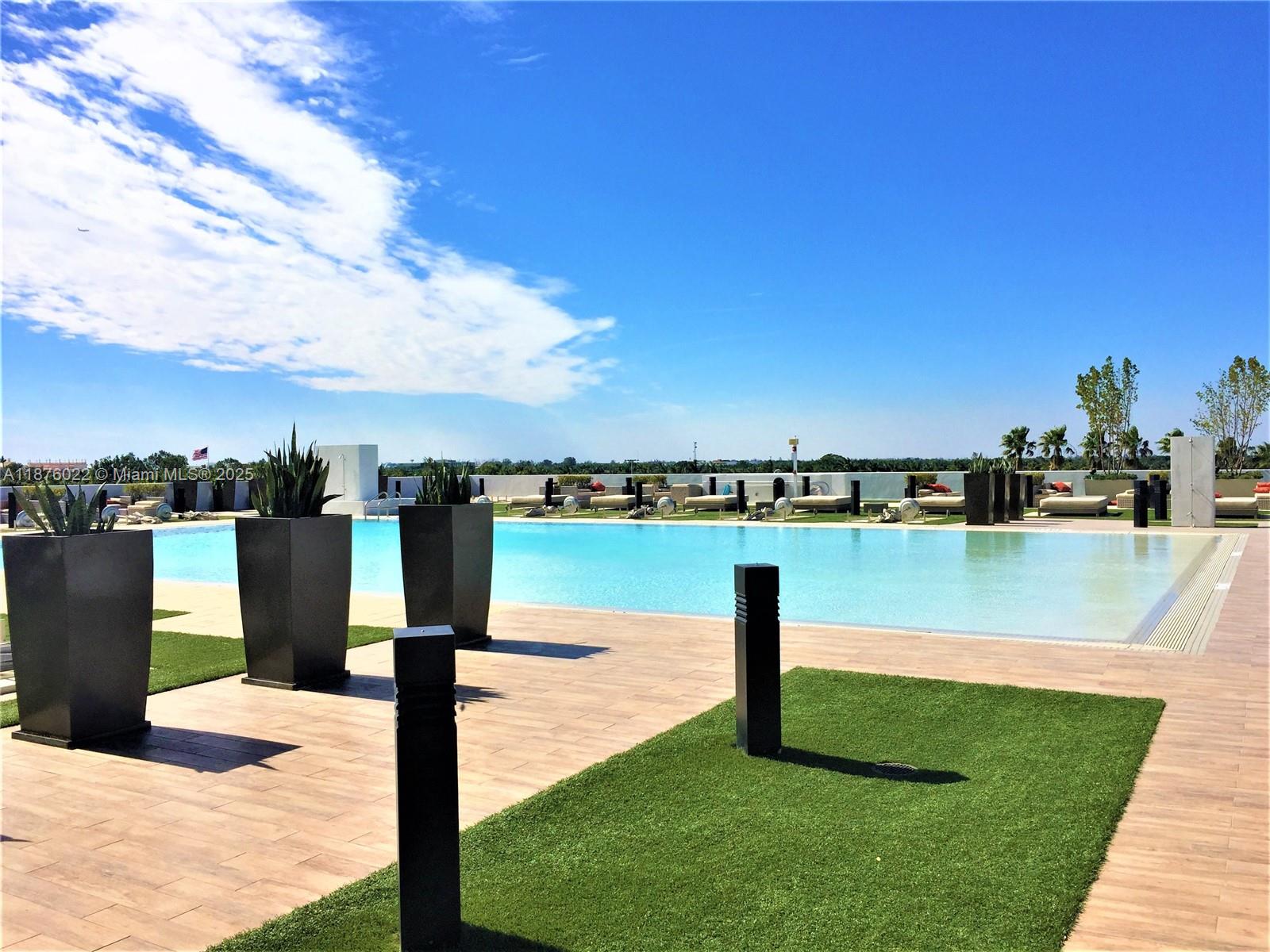 5252 PASEO CONDO - Residential