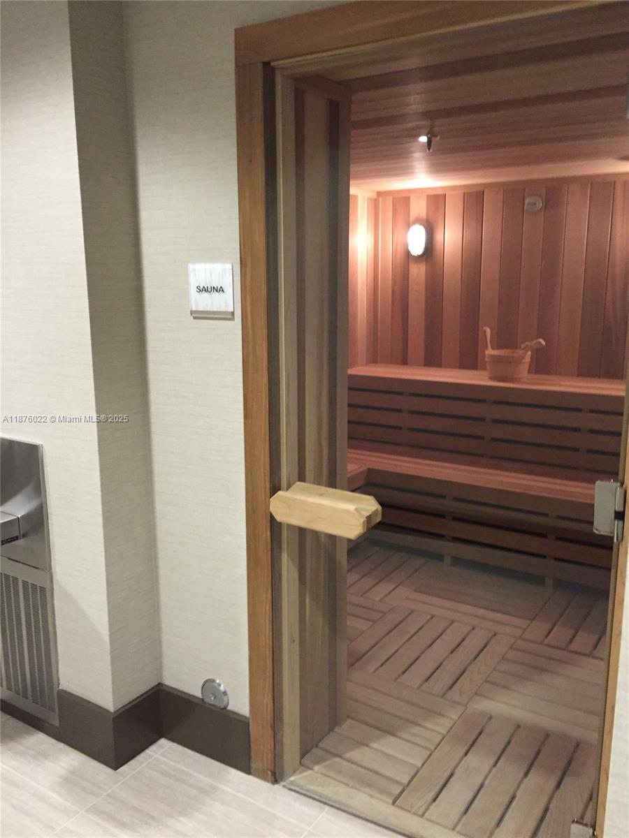 5252 PASEO CONDO - Residential