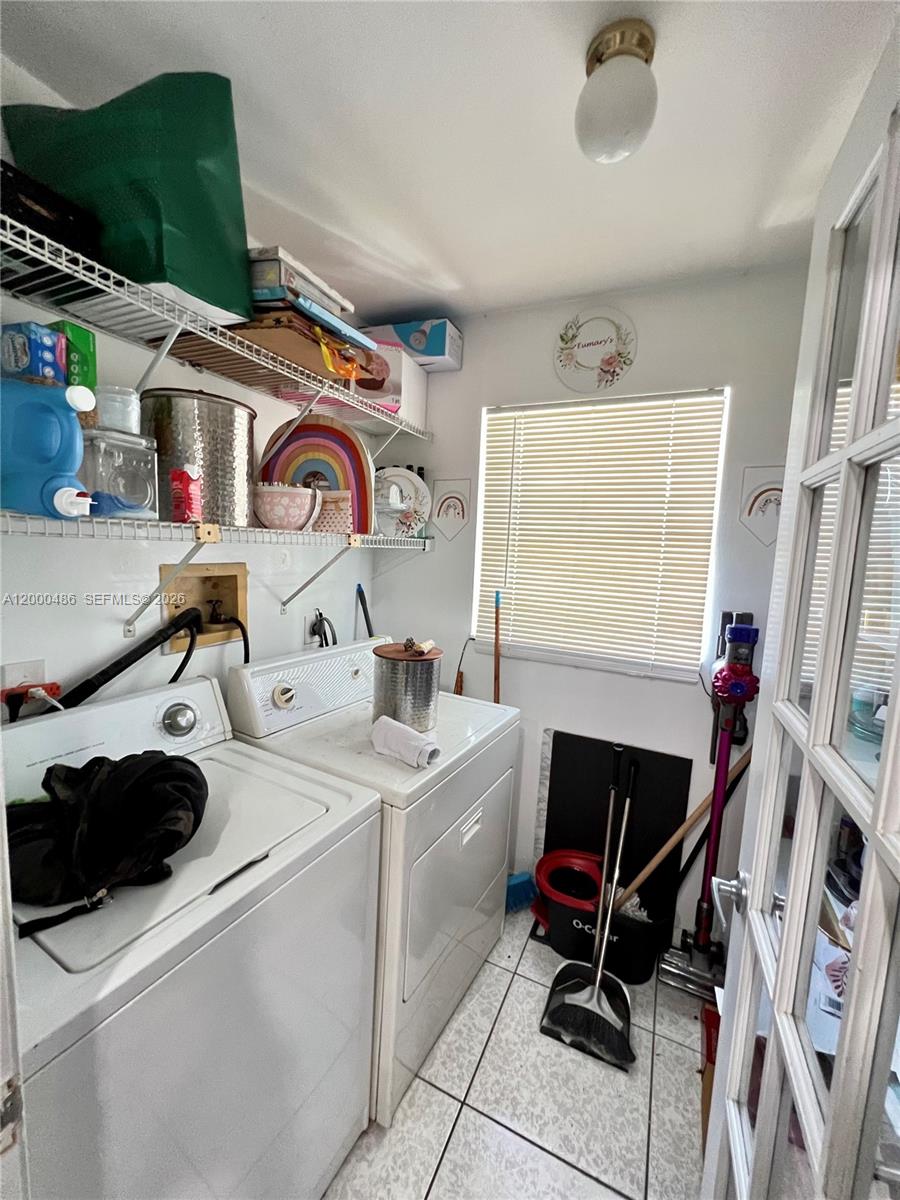 CUTLER CREEK VILLAGE COND - Residential