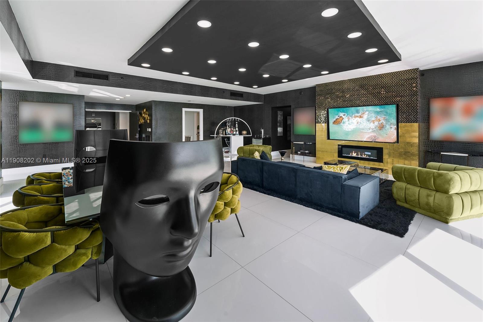 900 BISCAYNE BAY CONDO - Residential