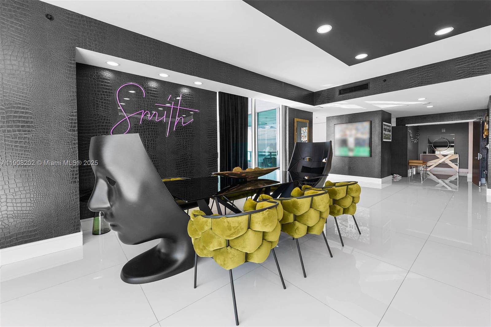 900 BISCAYNE BAY CONDO - Residential