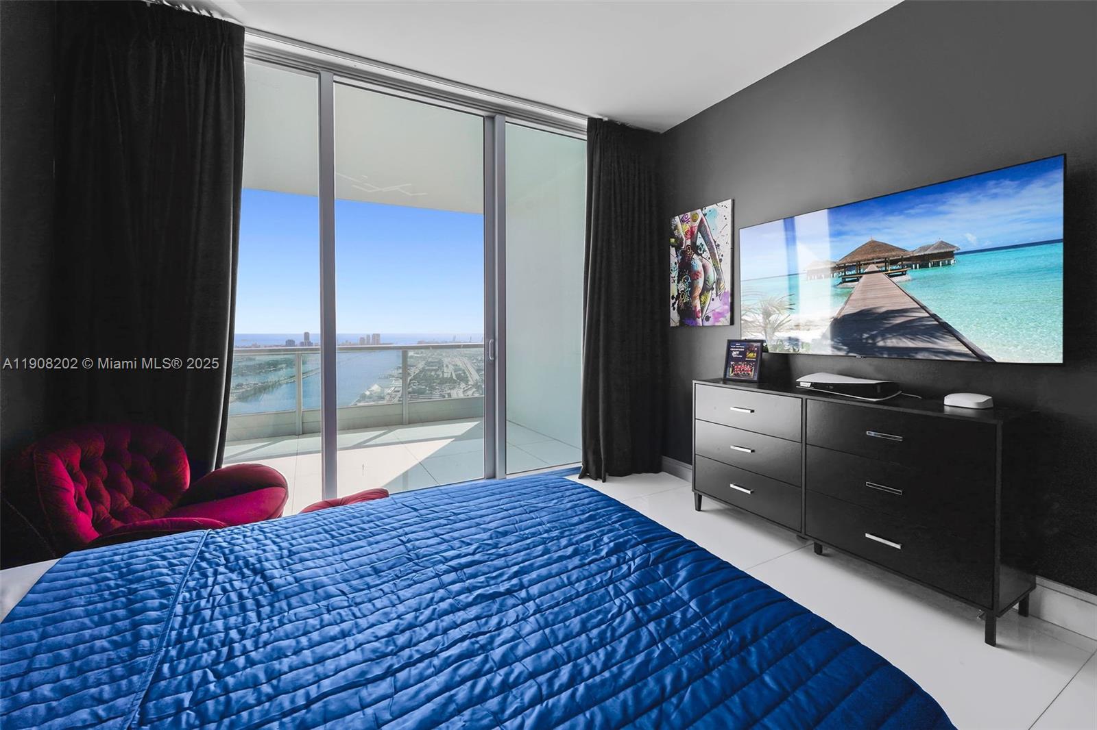 900 BISCAYNE BAY CONDO - Residential