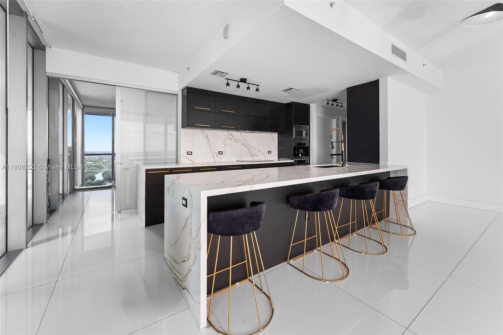 900 BISCAYNE BAY CONDO - Residential