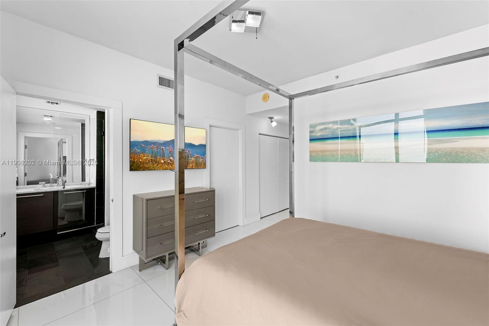 900 BISCAYNE BAY CONDO - Residential