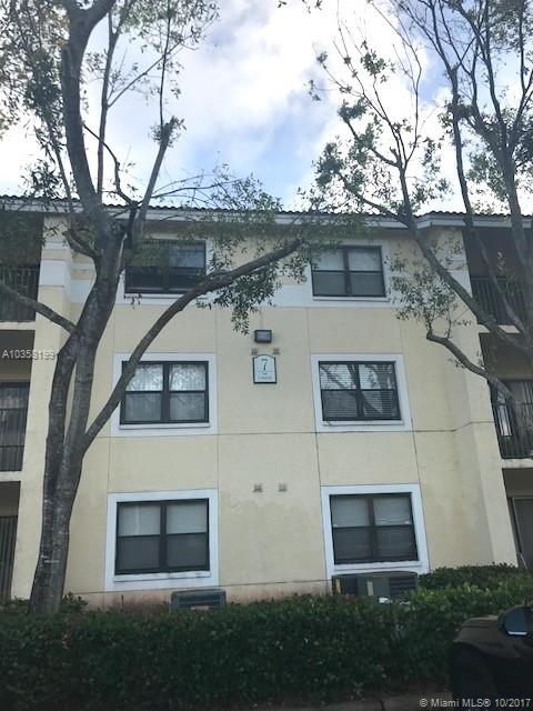 HOLLYWOOD PARC CONDO - Residential Lease