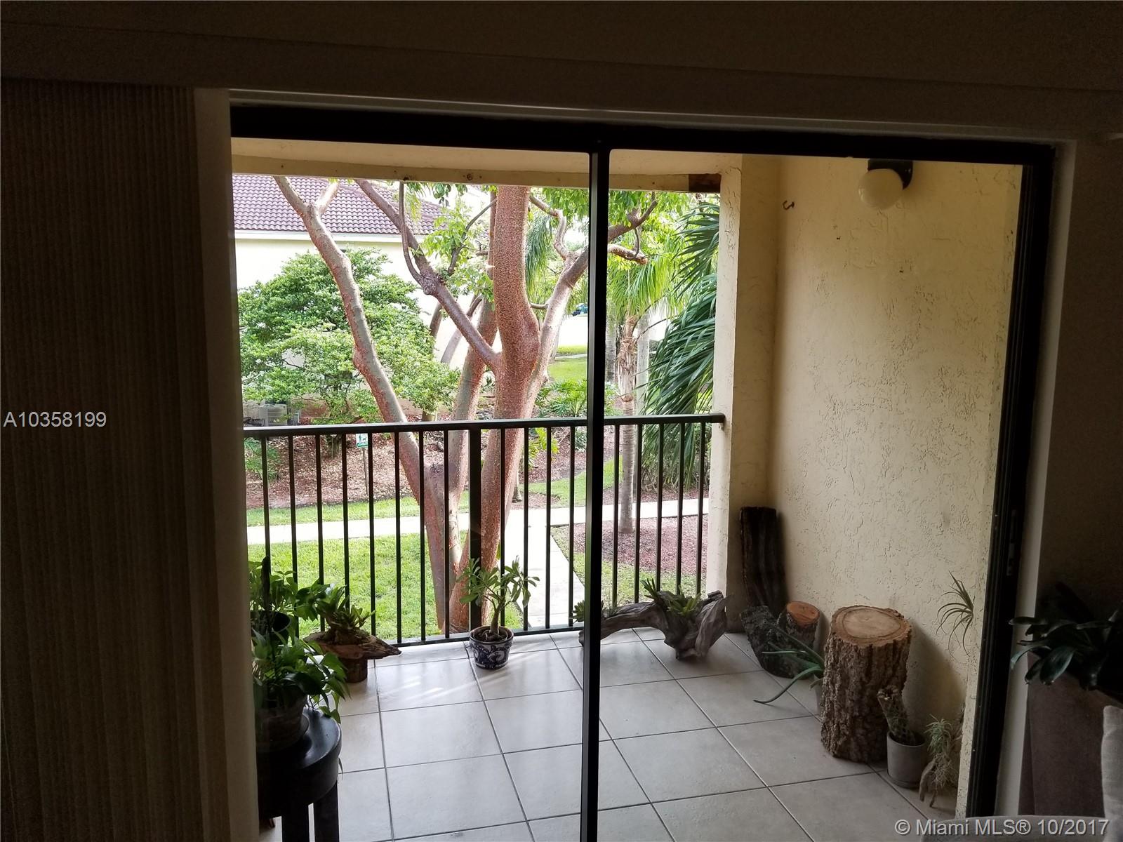 HOLLYWOOD PARC CONDO - Residential Lease