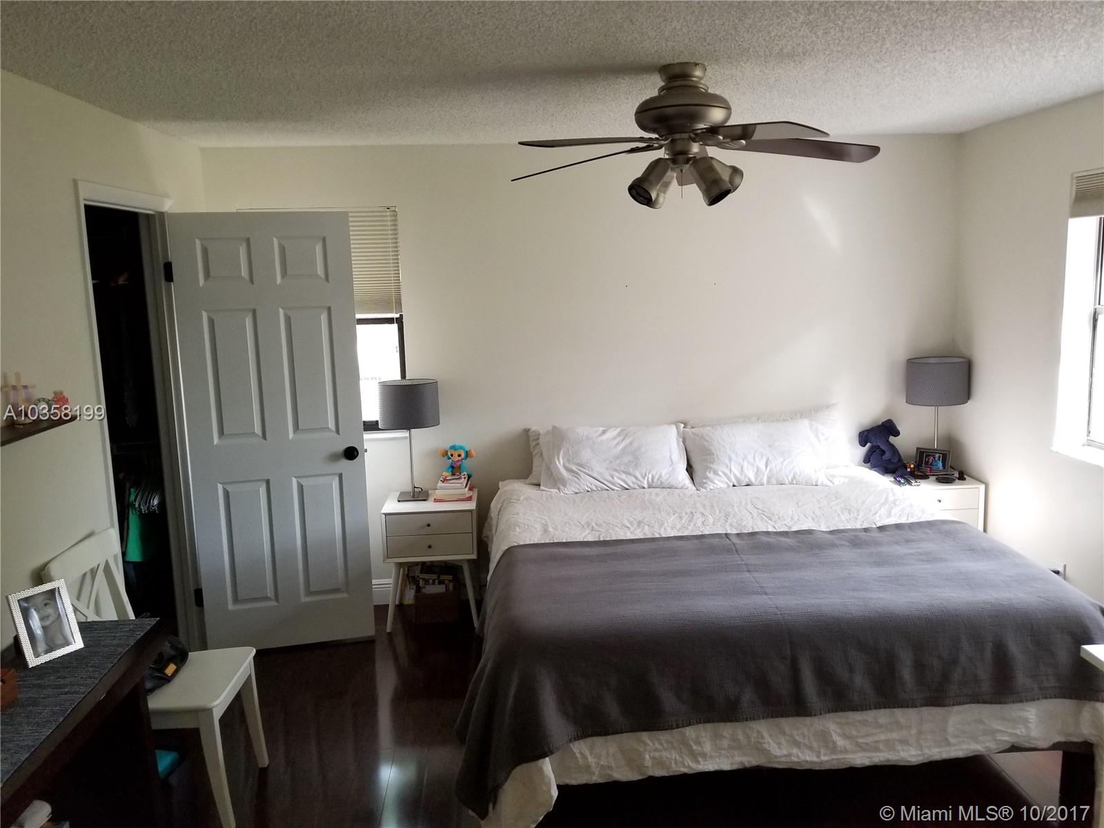 HOLLYWOOD PARC CONDO - Residential Lease