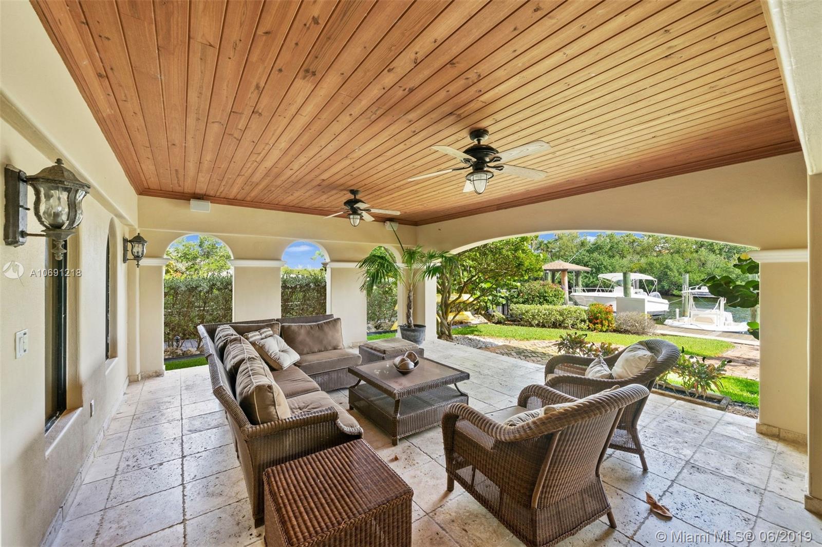 PARADISE POINT 1ST AMENDM - Residential
