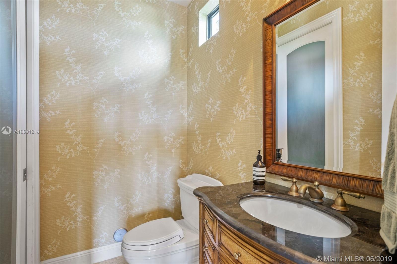 PARADISE POINT 1ST AMENDM - Residential