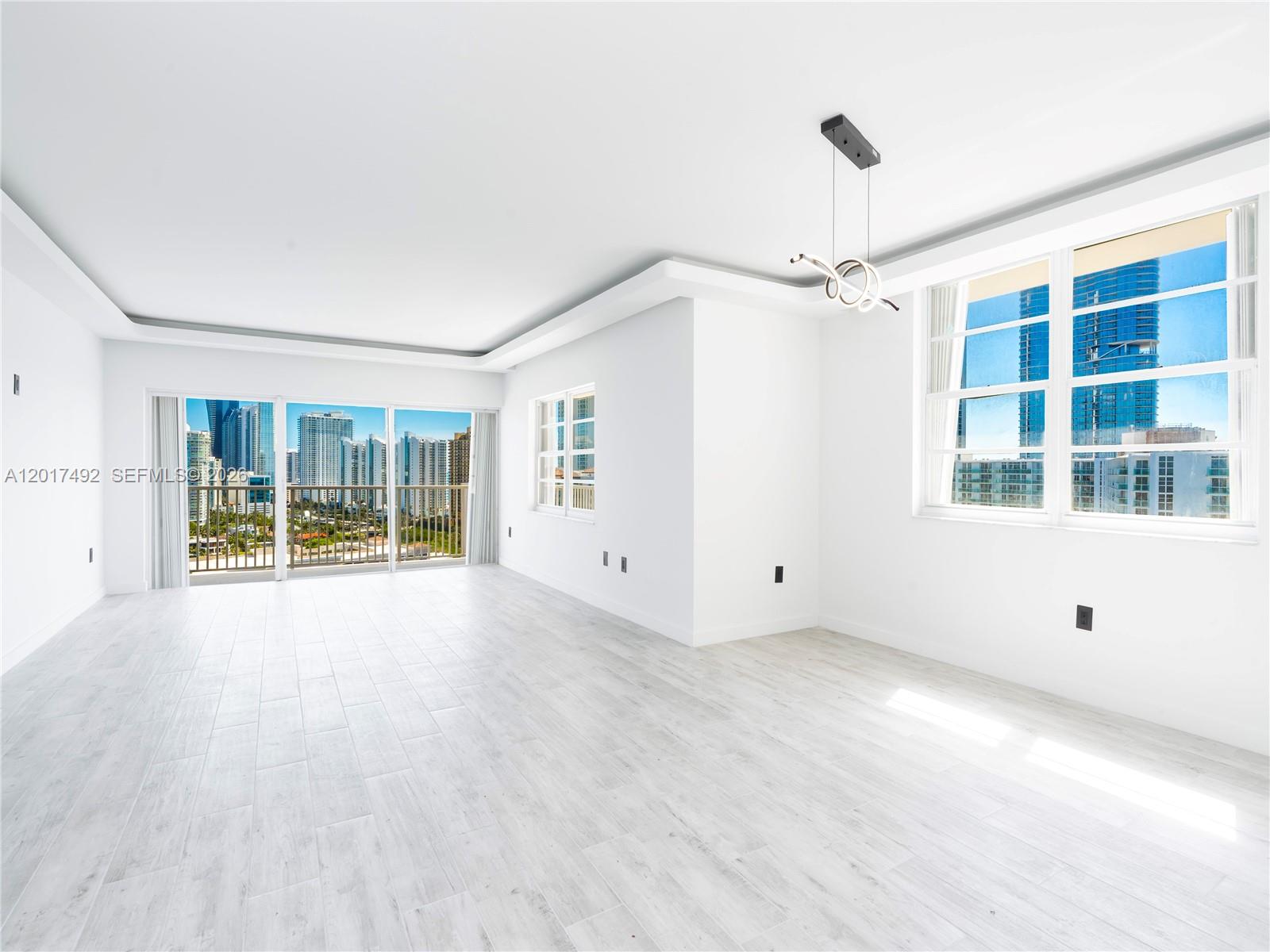 ARLEN HOUSE CONDO - Residential