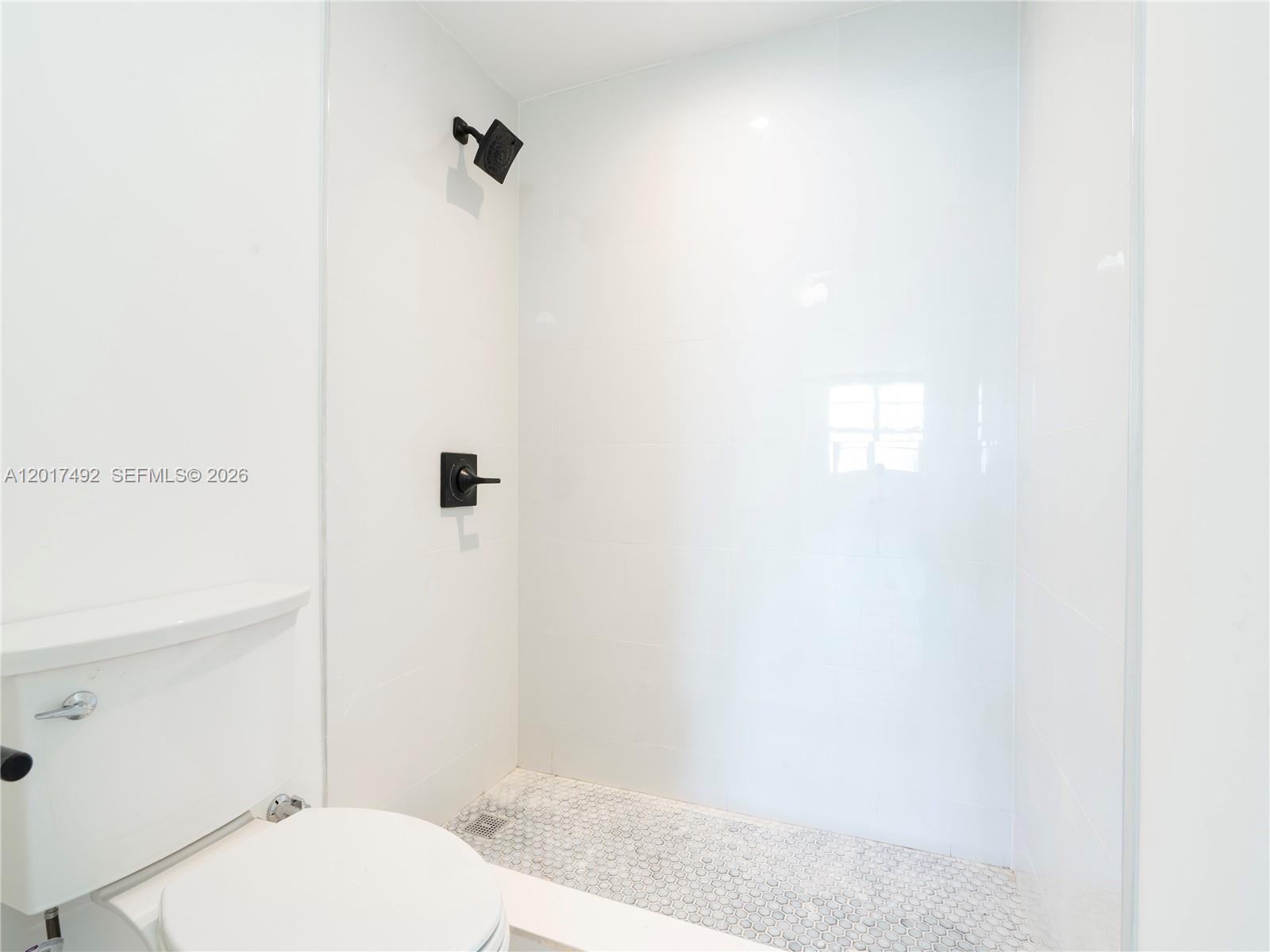 ARLEN HOUSE CONDO - Residential