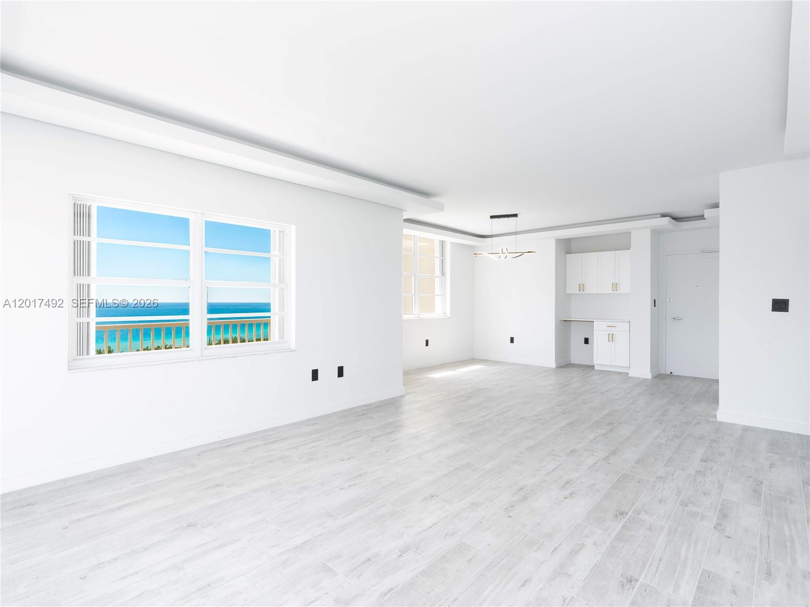 ARLEN HOUSE CONDO - Residential