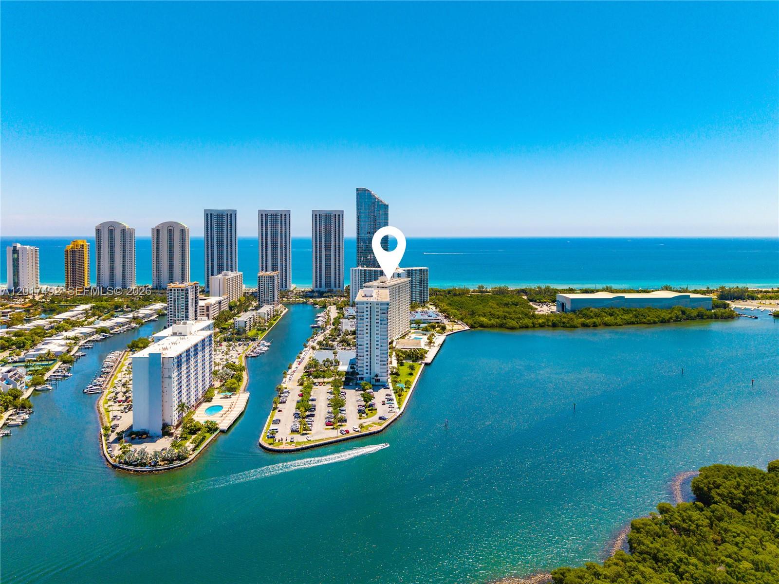 ARLEN HOUSE CONDO - Residential