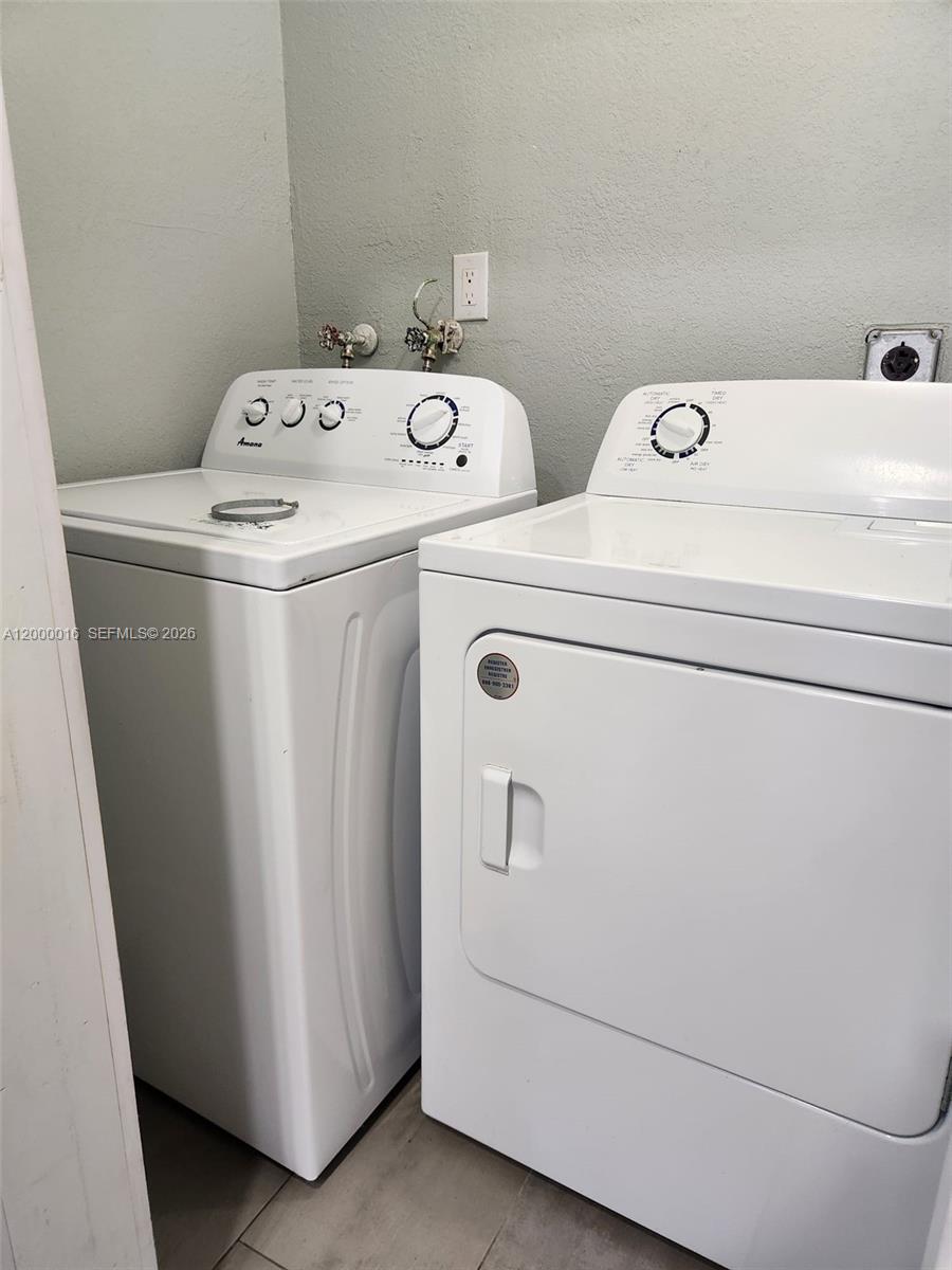 PATTERSON PARK 1ST ADD - Residential Lease