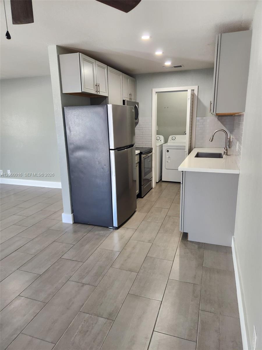 PATTERSON PARK 1ST ADD - Residential Lease