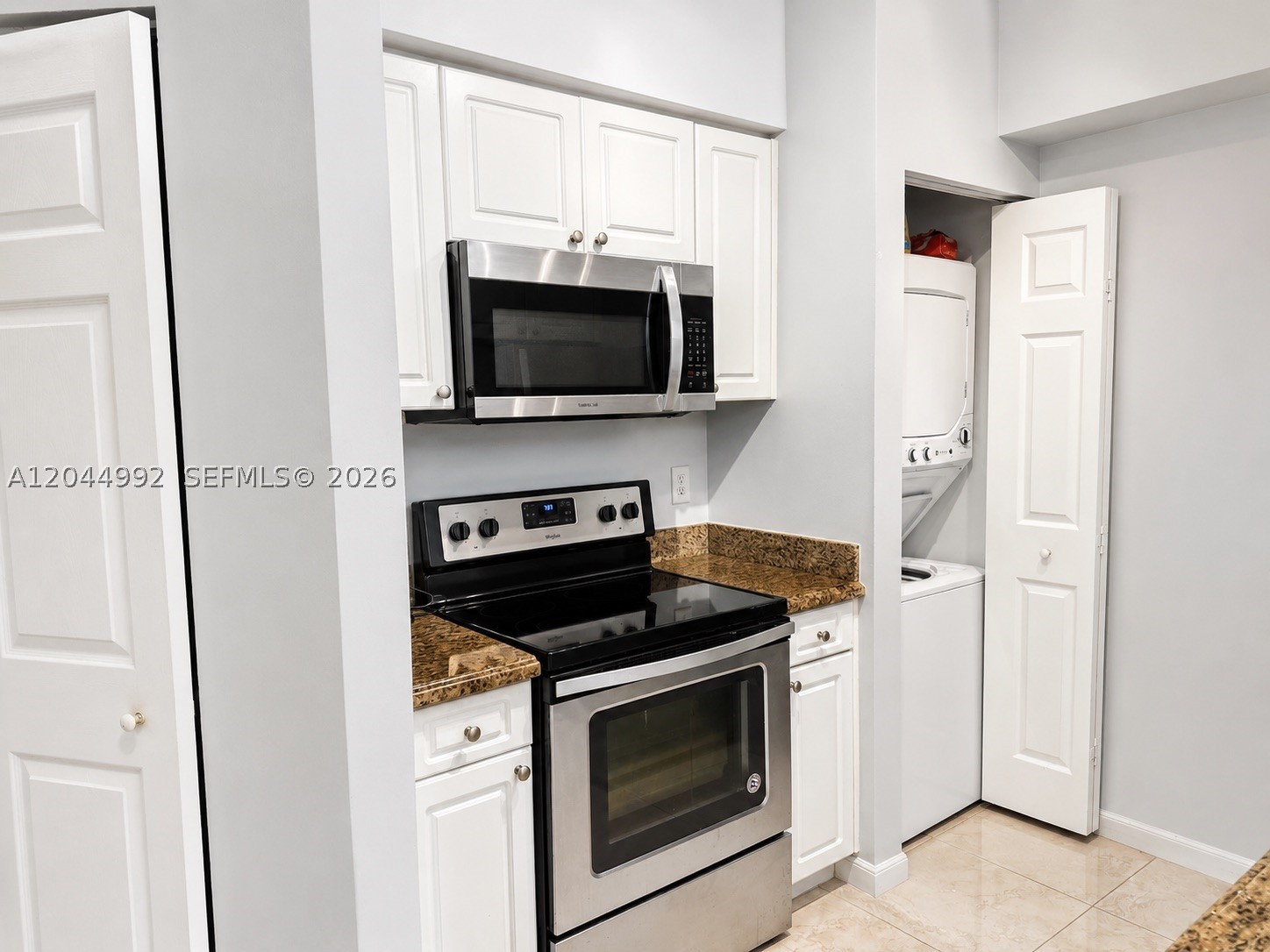 17145 N Bay Rd 4502