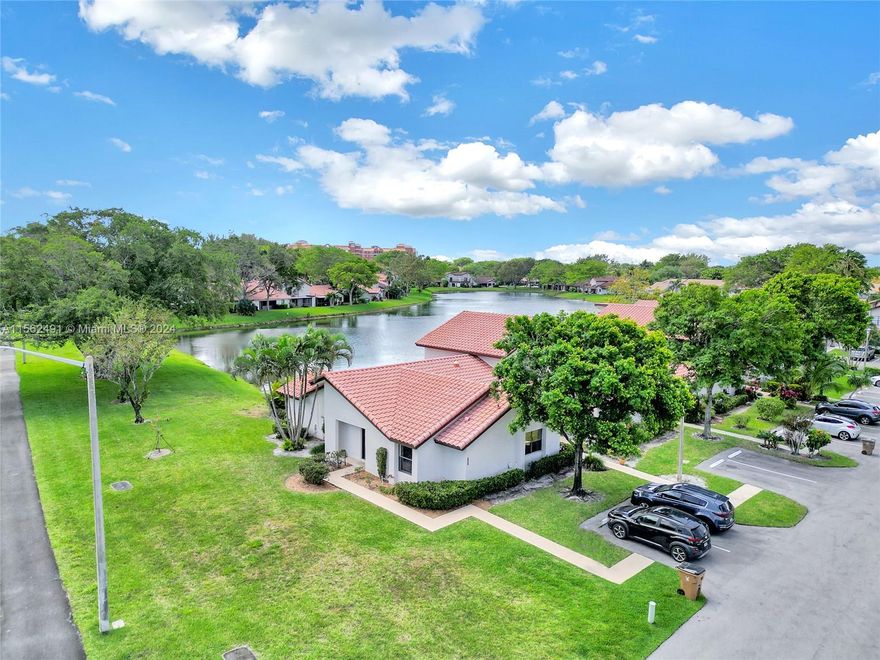 Beautiful 3 bed, 2 bath corner unit townhome in The Lakes of Deer Creek. Only unit in the neighborhood with private outdoor patio for grilling and alfresco dining overlooking the lake. Championship golf course inside the community. Conveniently located with short ride to shopping, the beach, and both Ft. Lauderdale and Palm Beach airports.