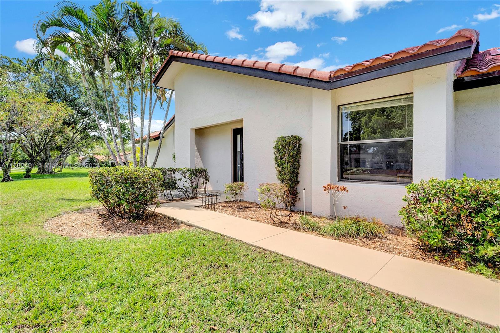 LAKES OF DEER CREEK CONDO - Residential