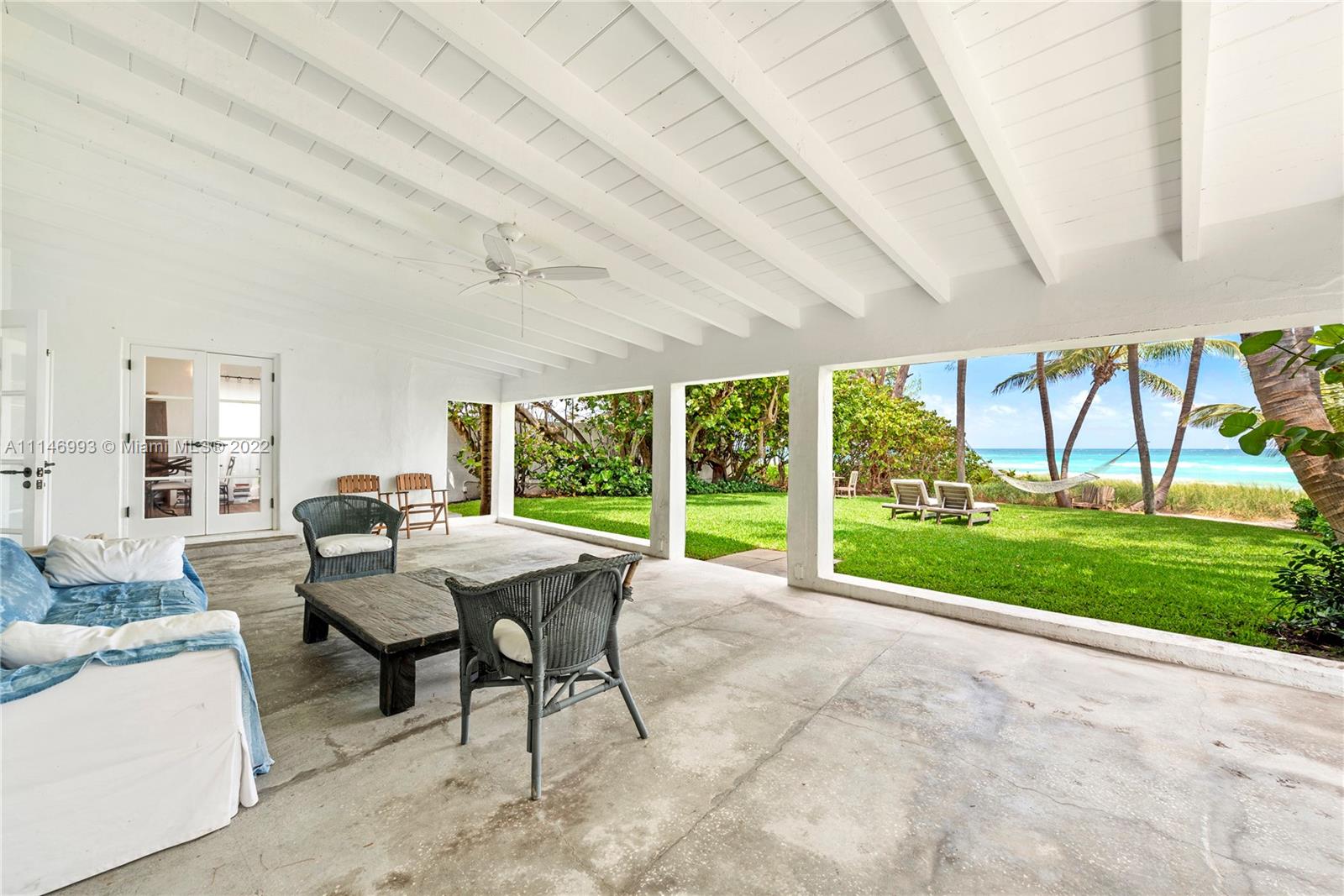 GOLDEN BEACH SEC C - Residential