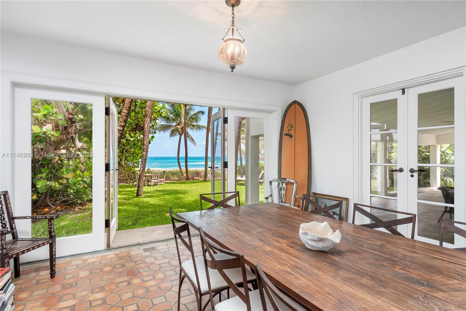 GOLDEN BEACH SEC C - Residential