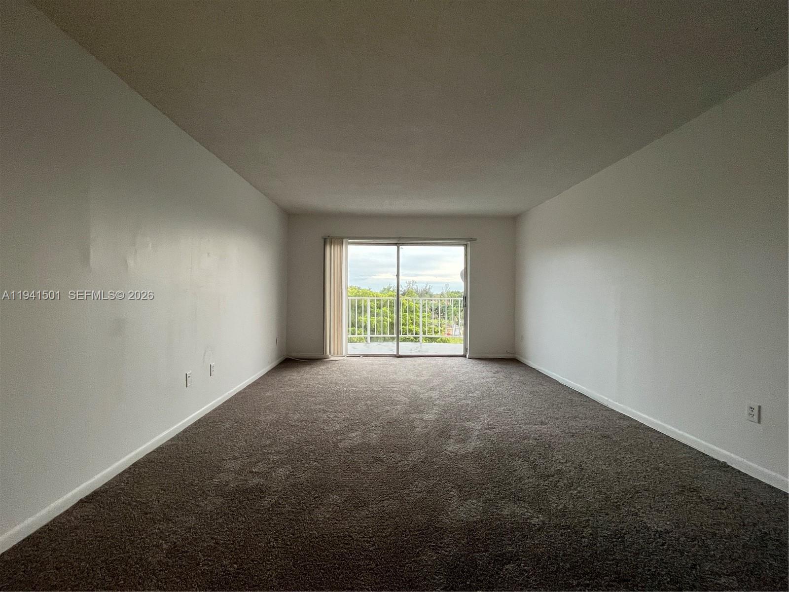 MONTECARLO CONDO - Residential