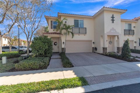 Photo of 1019 W Longport Cir #5A, Delray Beach, FL 33444 (MLS # A11975116)