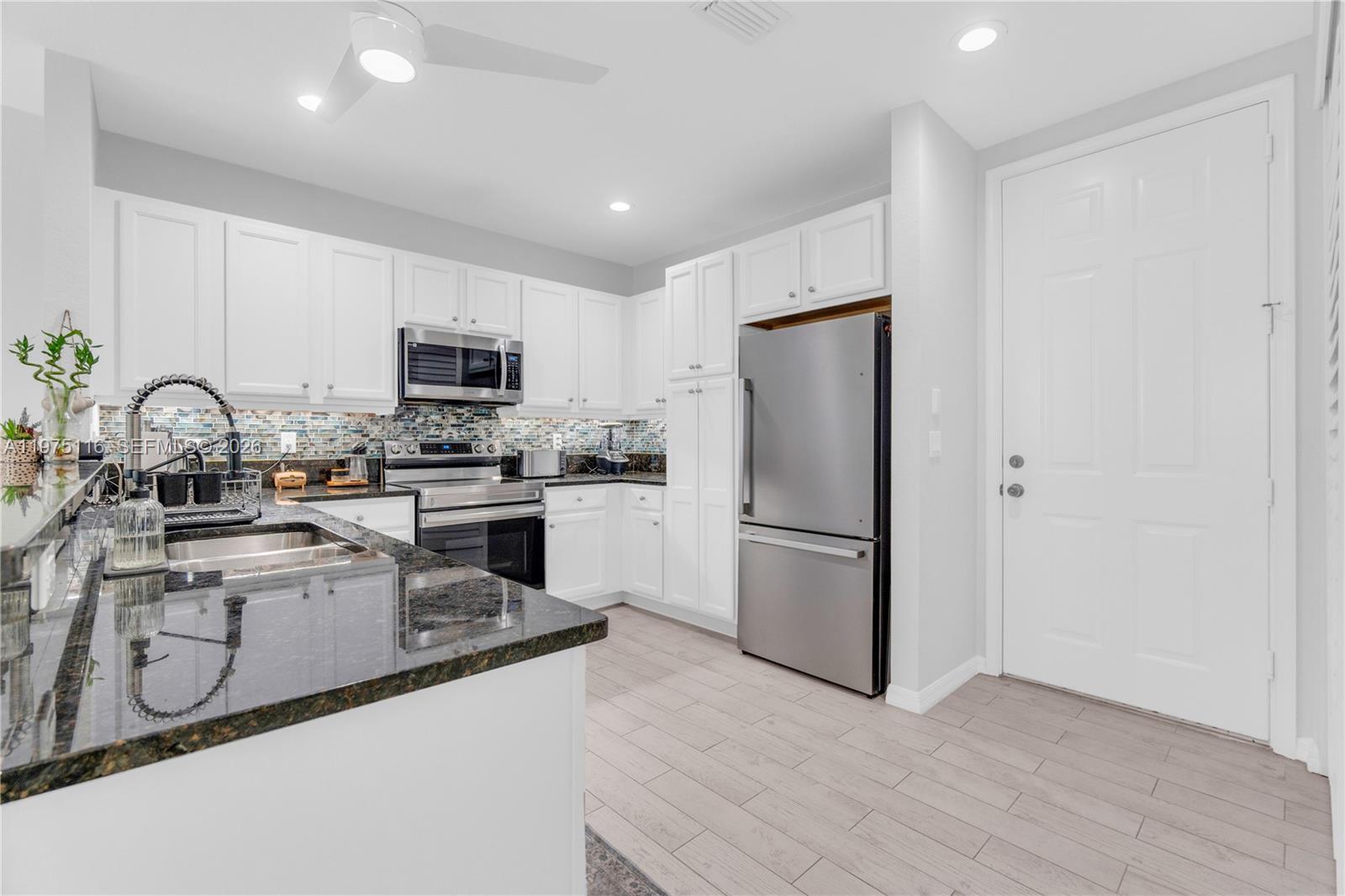 1019 W Longport Cir 5A