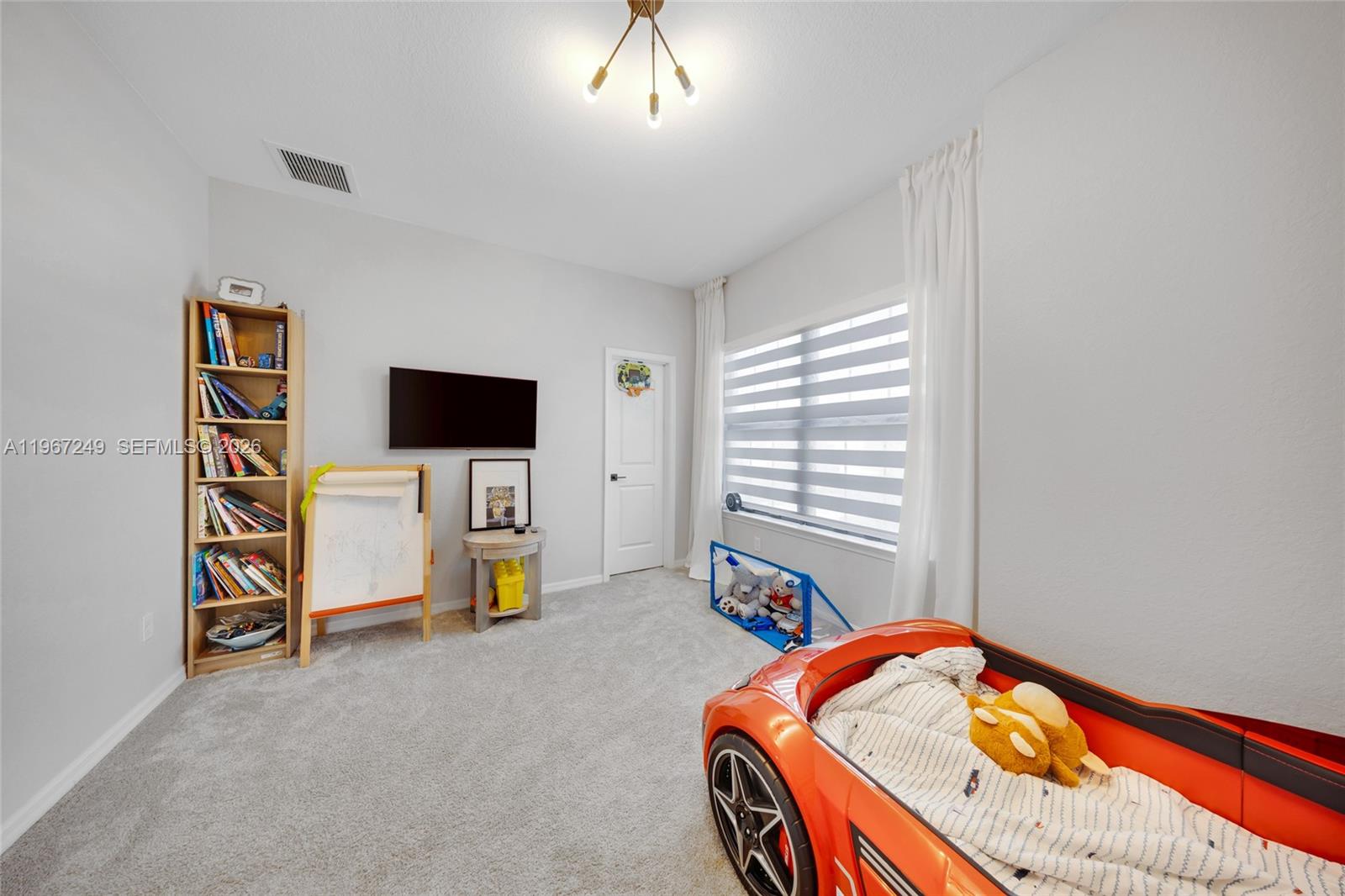 OAK TREE PROPERTY REDEVEL - Residential