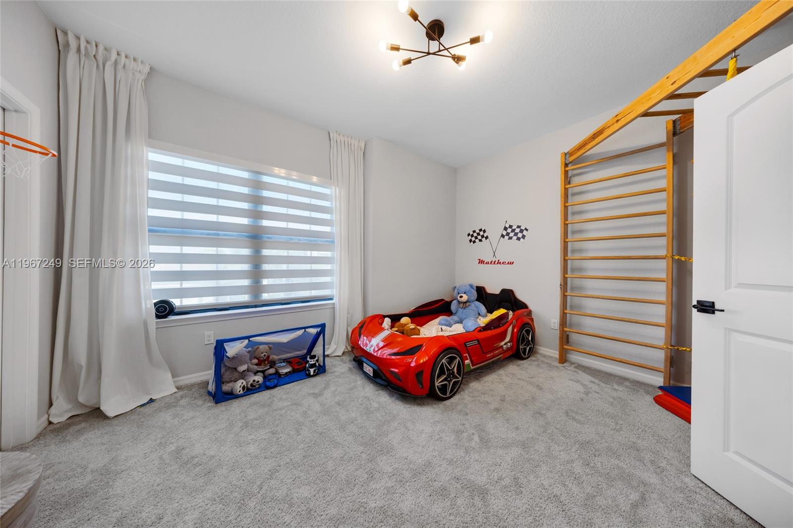 OAK TREE PROPERTY REDEVEL - Residential