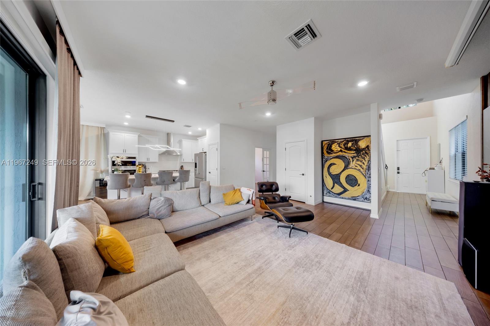 OAK TREE PROPERTY REDEVEL - Residential