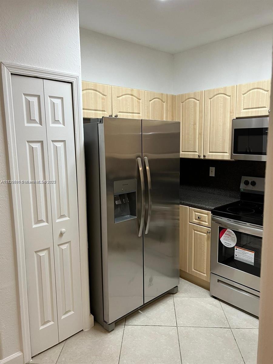 SHOMA CONDO AT KEYSCOVE C - Residential