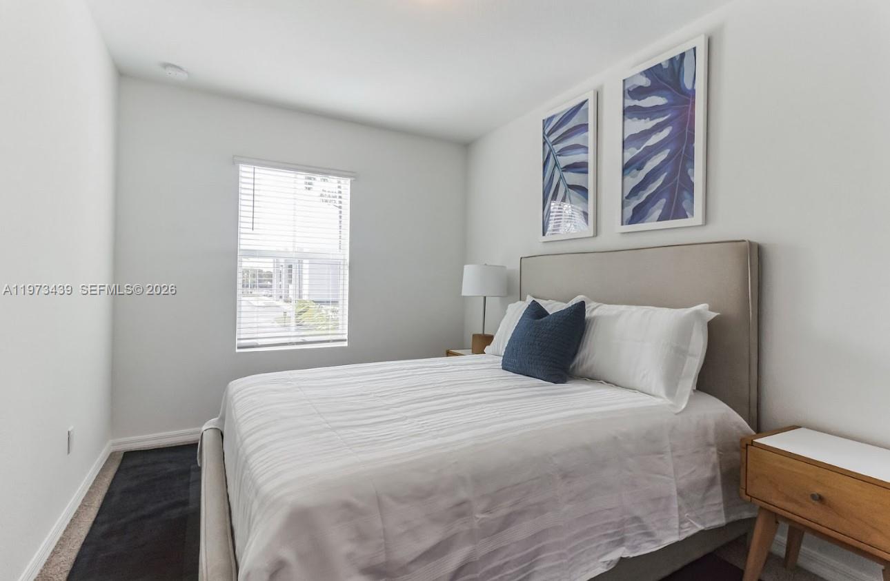 BOATMAN HAMMOCK - Residential Lease