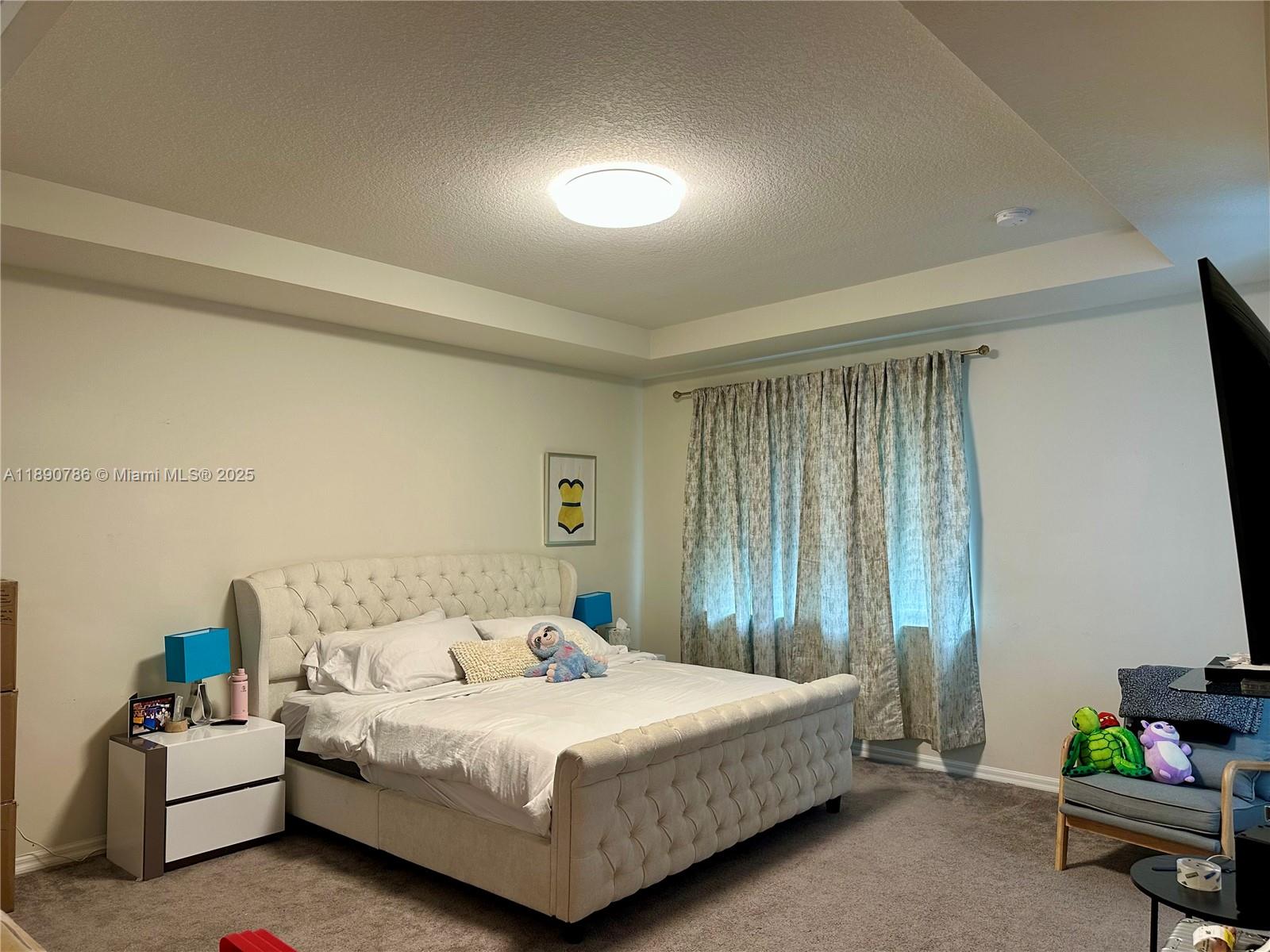 HILLCREST COUNTRY CLUB SO - Residential Lease