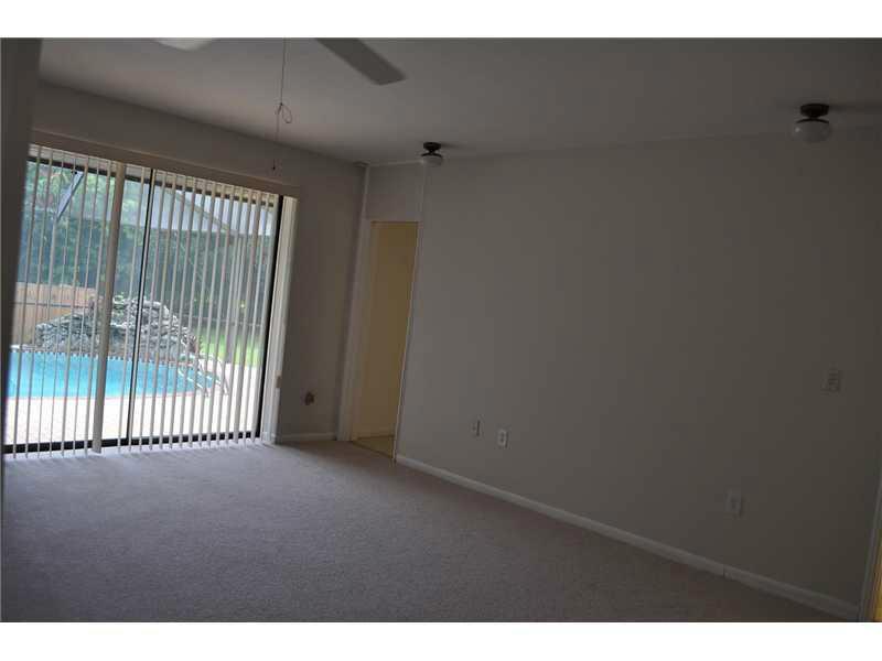 13 55 40 ROLLINGWOOD ESTS - Residential Lease