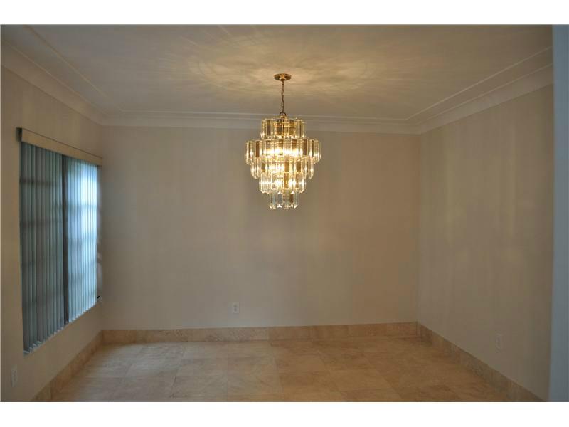 13 55 40 ROLLINGWOOD ESTS - Residential Lease