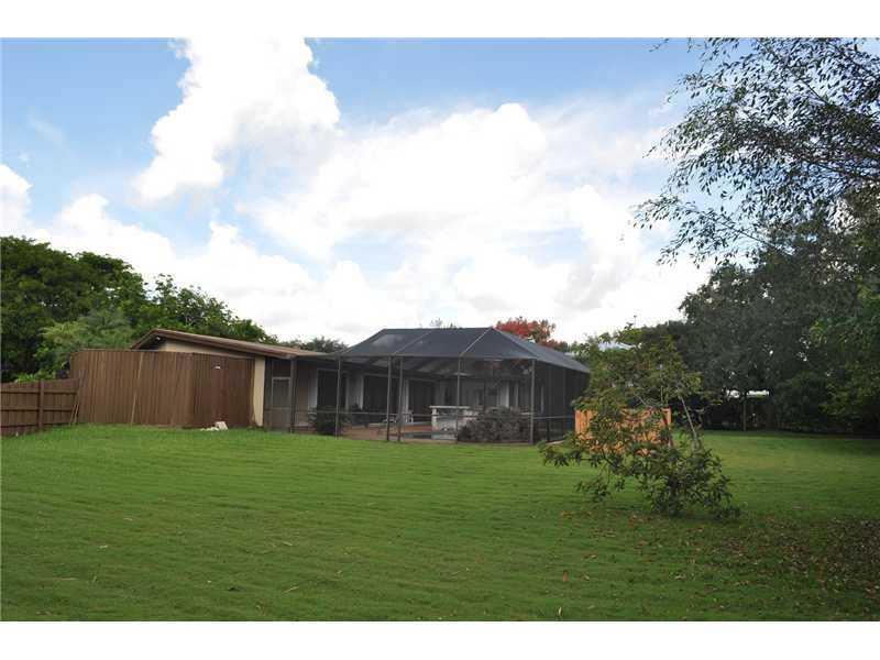 13 55 40 ROLLINGWOOD ESTS - Residential Lease